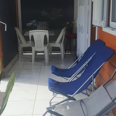 Bungalow Vacances Sainte-Rose Exterior photo